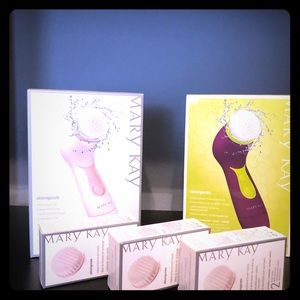 Facial Cleansing Brush